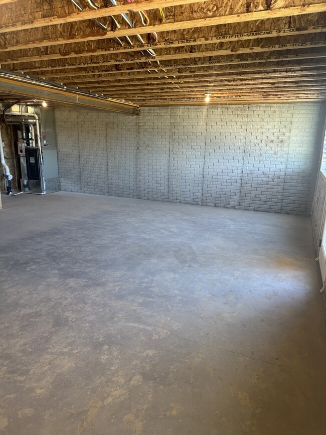Building Photo - 148 Samuel Ave