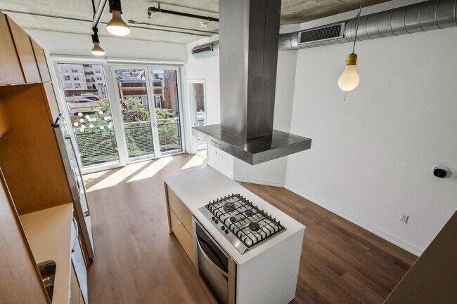 Building Photo - 1515 15th St NW