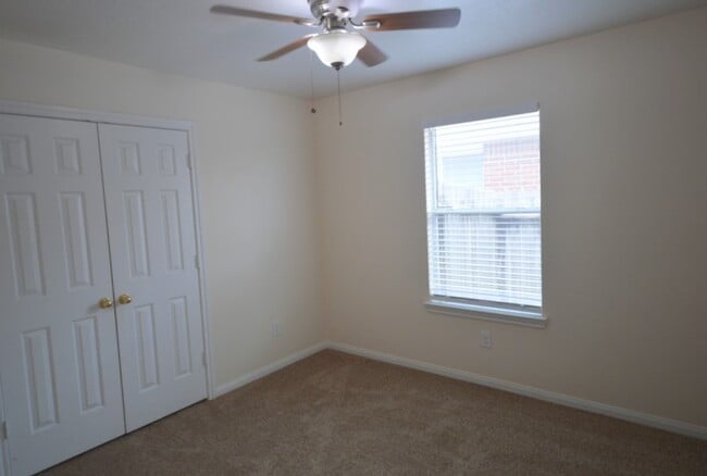 Building Photo - 8311 Kingsbridge Meadow Dr