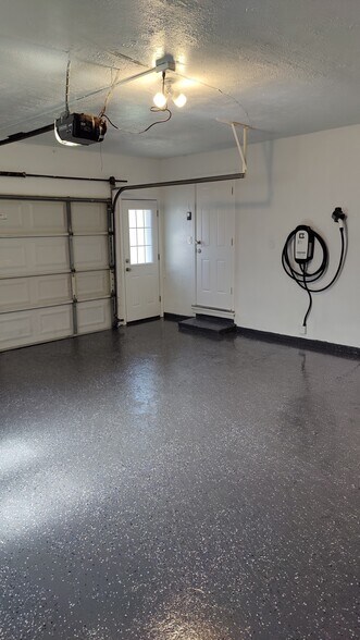 Building Photo - 2527 Richmond Rd