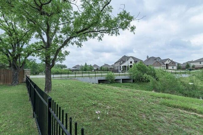 Building Photo - 2469 Millbrook Loop