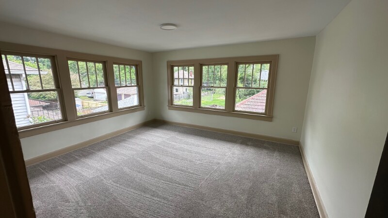 Building Photo - 4061 Central Ave