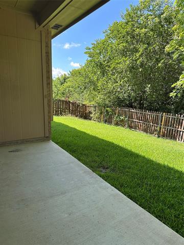 Building Photo - 1670 Ashbourne Dr