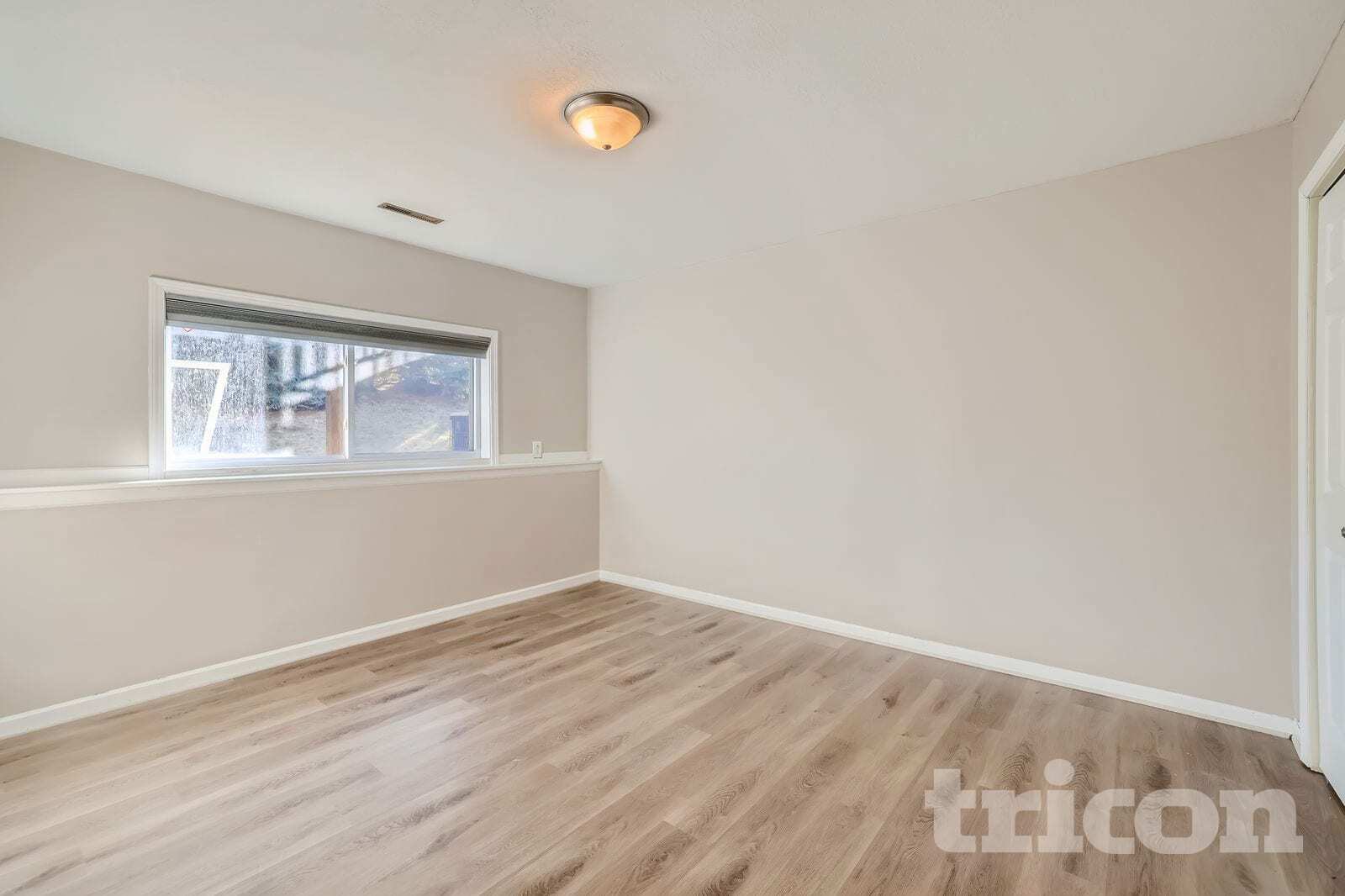 Building Photo - 16476 Jarrett Cir