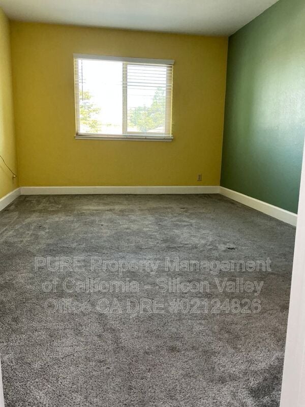 Building Photo - 5387 Colony Green Dr