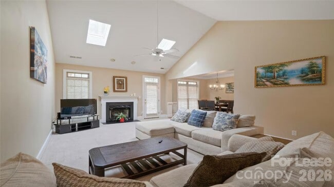 Building Photo - 2804 Wingfield Pl