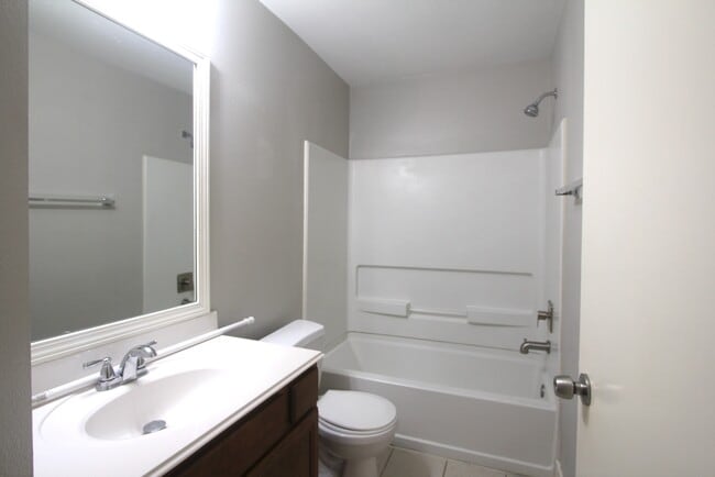 Building Photo - 19507 Winston Hill Dr