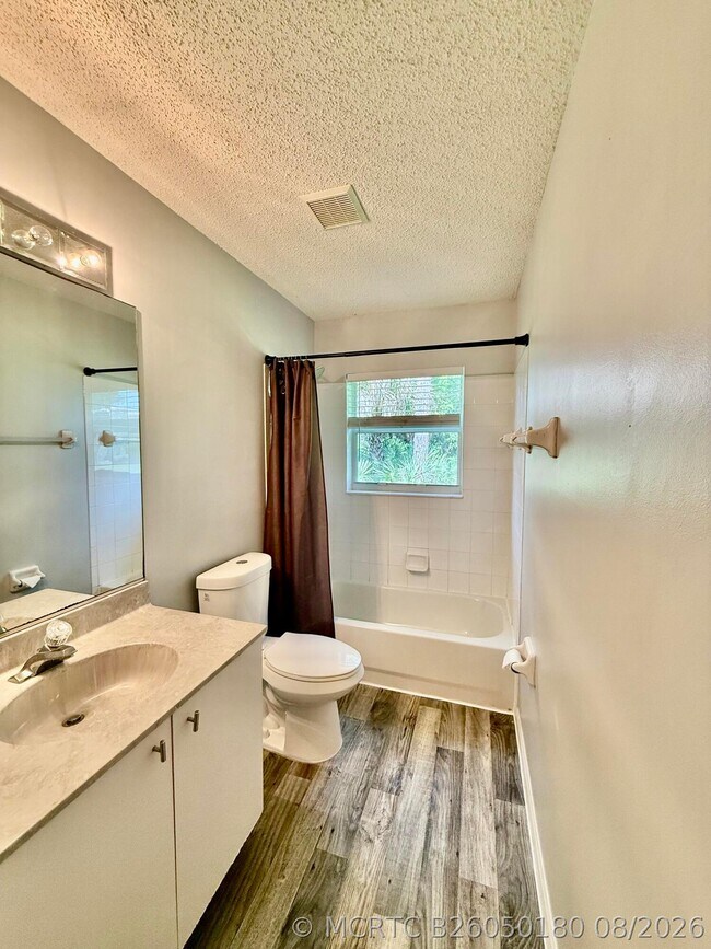 Building Photo - 5707 Silver Oak Dr