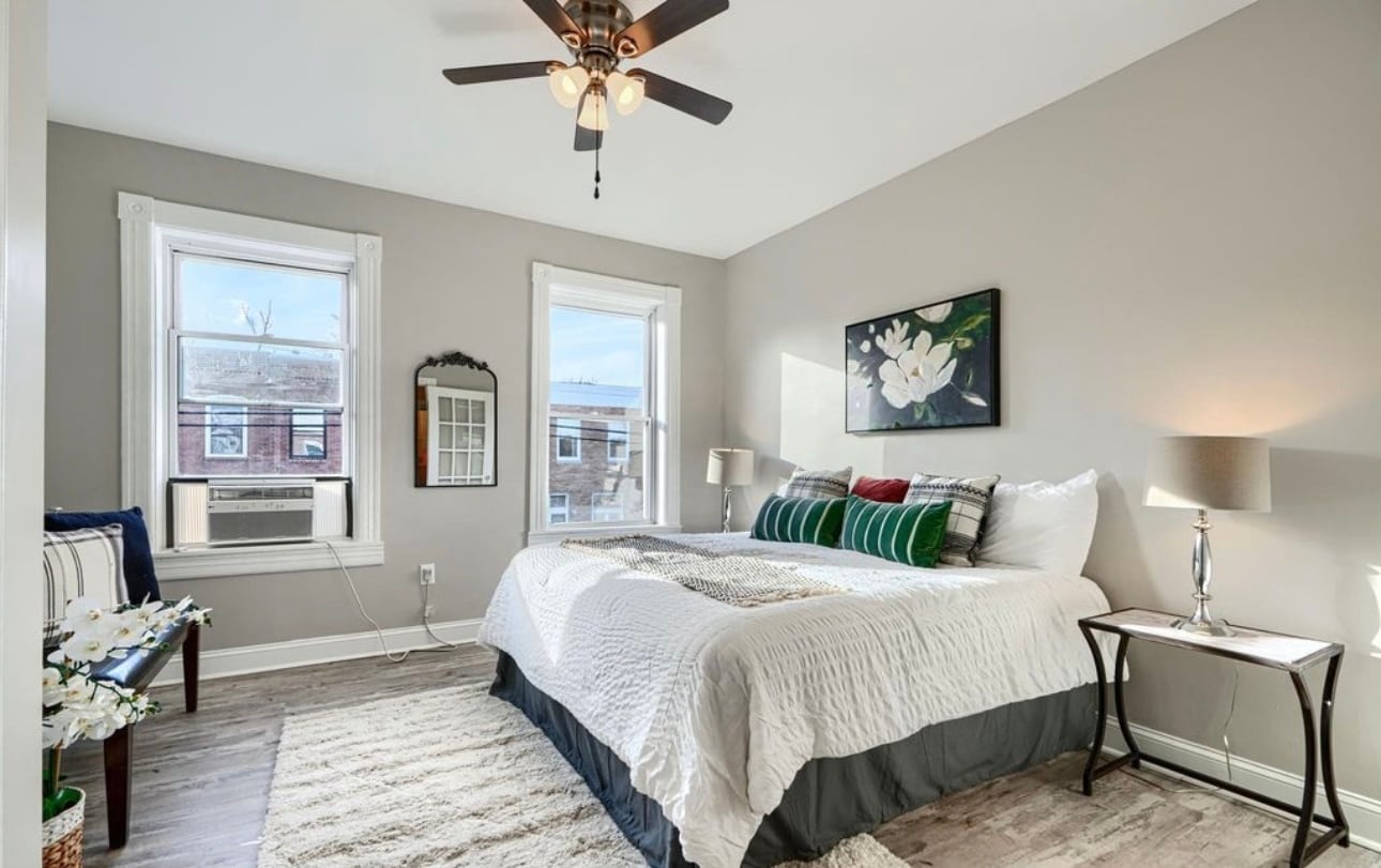 Building Photo - 627 S Eaton St