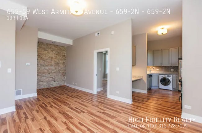 Building Photo - 655 W Armitage Ave