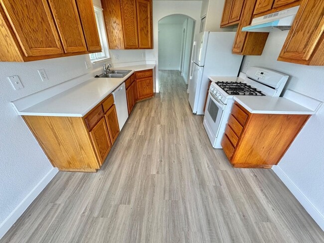 Building Photo - MOVE IN SPECIAL WITH THIS STUNNING 2 BEDRO...