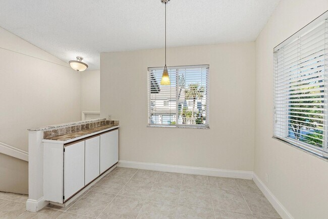 Building Photo - 9770 Nickels Blvd