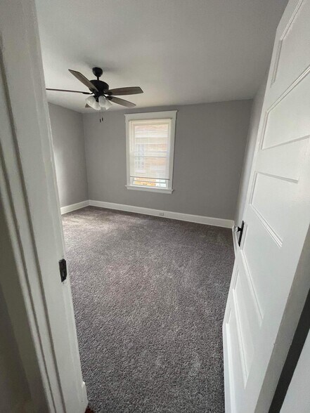 Building Photo - 2348 Highland Ave