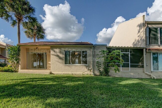 Building Photo - 602 Desoto Dr
