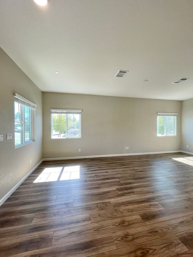 Building Photo - Westlake Village Greens - 3bd/2ba Natomas ...