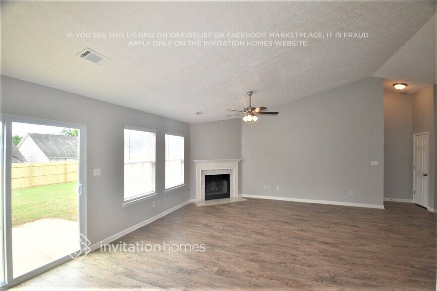 Building Photo - 1720 Courtyard Ln