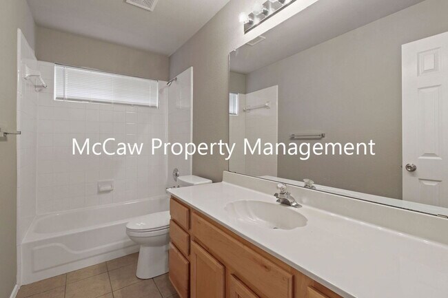Building Photo - 7012 Deer Ridge Dr