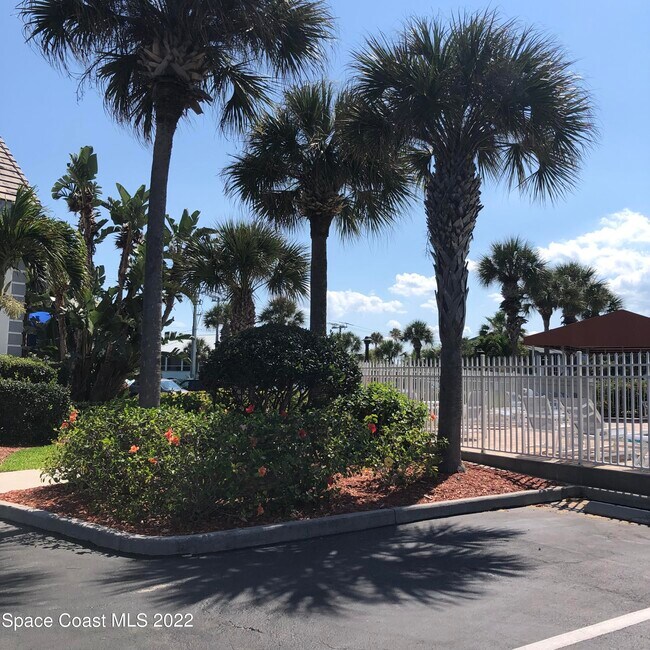 Building Photo - 806 Mystic Dr