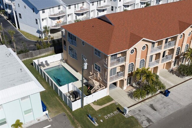 Building Photo - 130 164th Ave