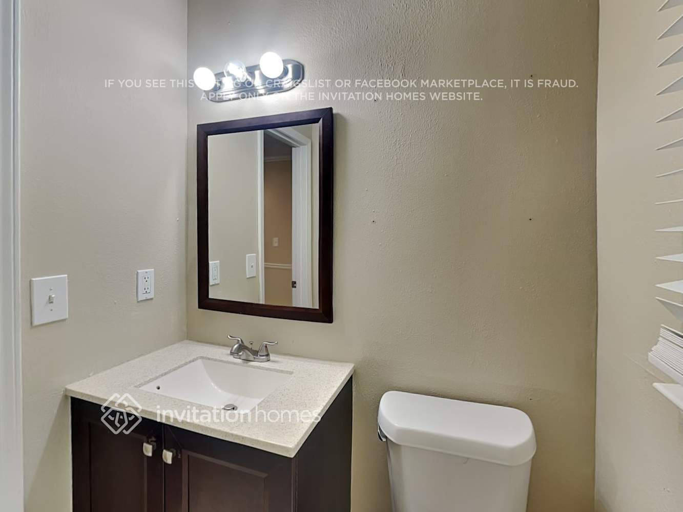 Building Photo - 2729 E Sudbury Ct