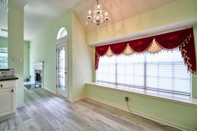 Building Photo - 4503 Oak Valley Dr