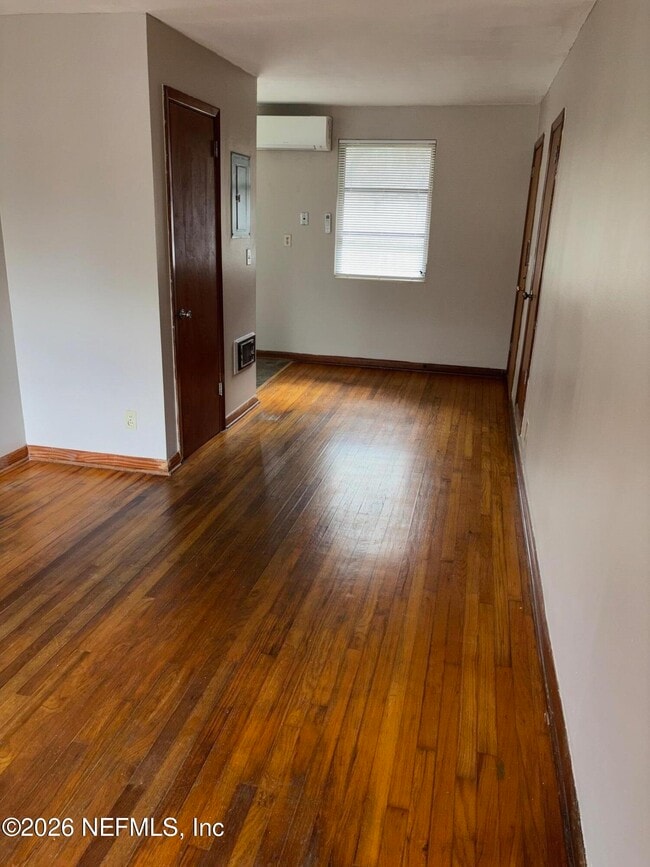 Building Photo - 2898 Olga Pl