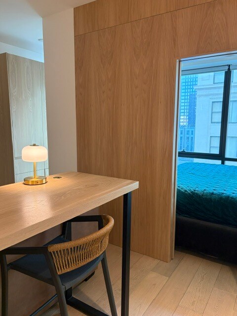 Building Photo - Perla