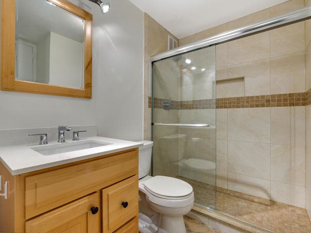 Building Photo - 1 E Scott St