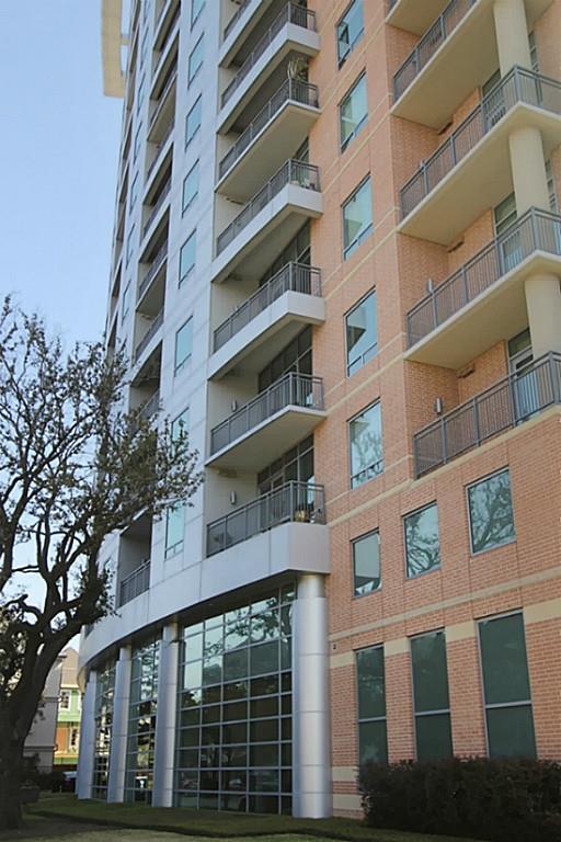 Building Photo - 2207 Bancroft Ln