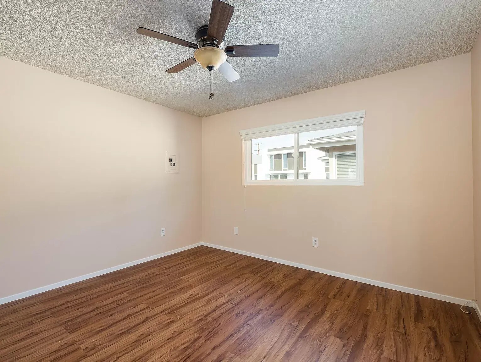 Building Photo - 2302 Aviation Blvd