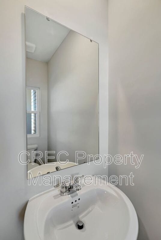 Building Photo - 790 Ridgley Dr