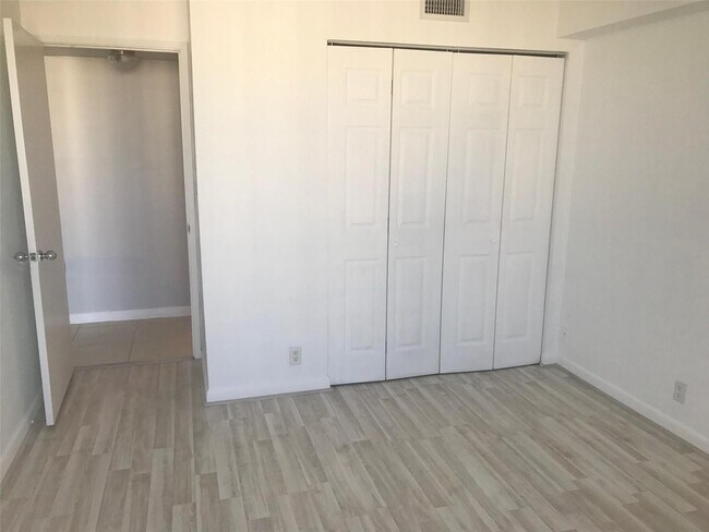 Building Photo - 3300 NE 191st St