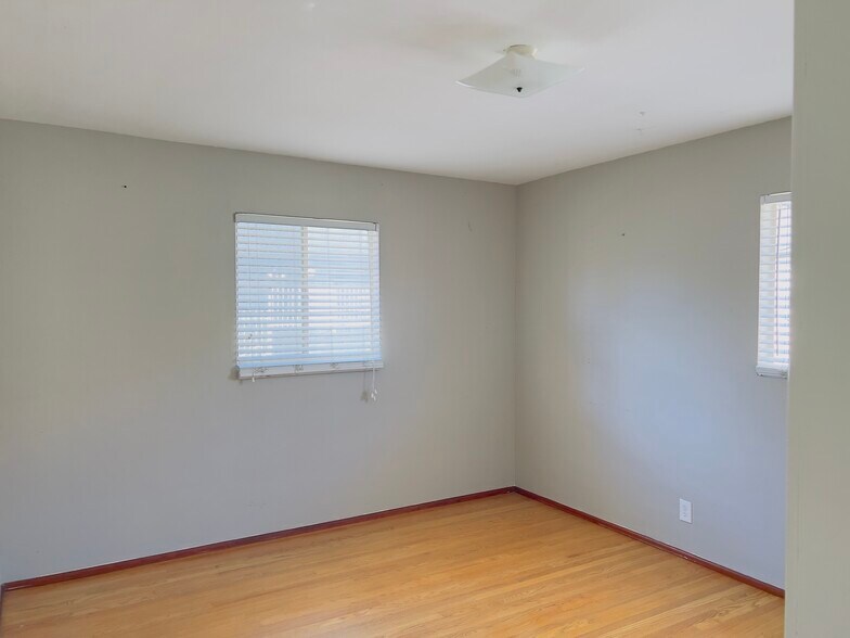Building Photo - 4249 S Centinela Ave