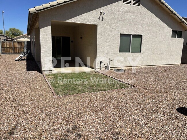 Building Photo - Your New 3 BD/2 BA Home in Surprise!