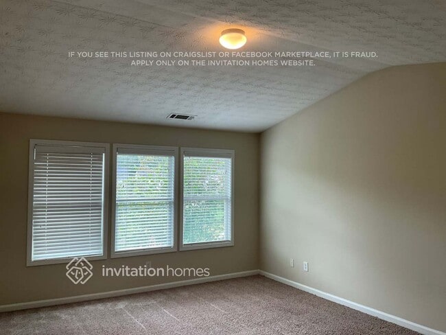Building Photo - 511 Pondweed Dr