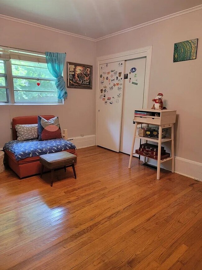 Building Photo - Beautiful Property at Fair Oaks