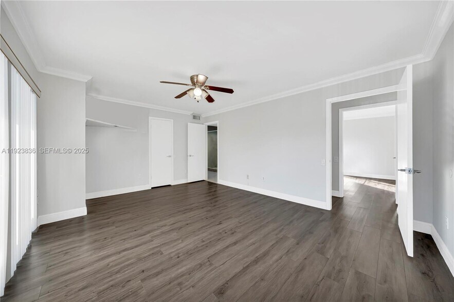 Building Photo - 6864 SW 114th Pl