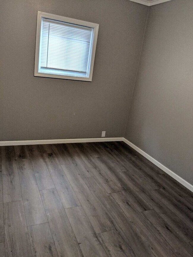 Building Photo - pp1507