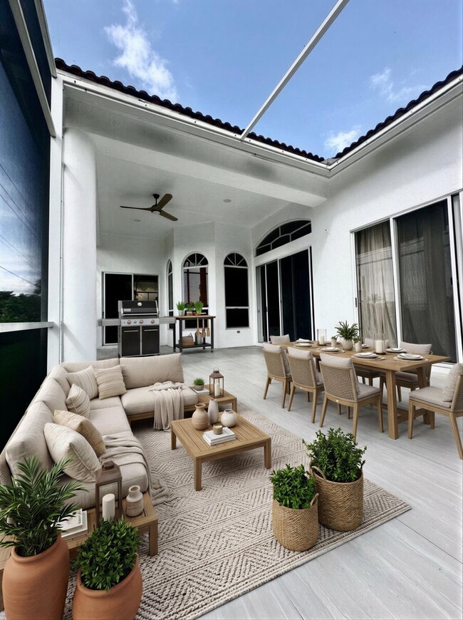 Building Photo - 10216 Lexington Estates Blvd