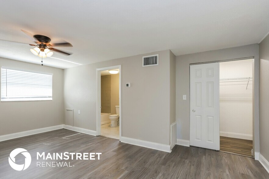 Building Photo - 1960 Cecil St