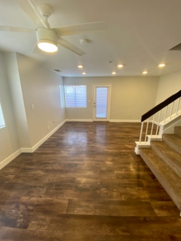 Building Photo - 8929 Arlingdale Way