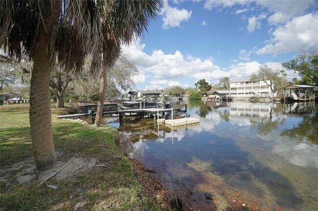 Building Photo - 5611 N McKay Ave