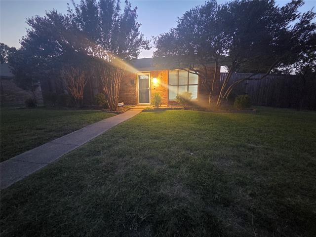 Building Photo - 5037 Sundown Dr