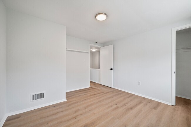 Building Photo - 759 Gallion Ave