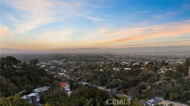 Building Photo - 3642 Alta Mesa Dr