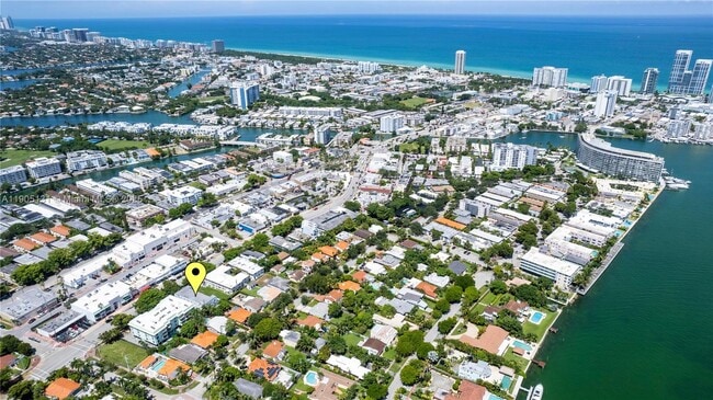 Building Photo - 1208 71st St