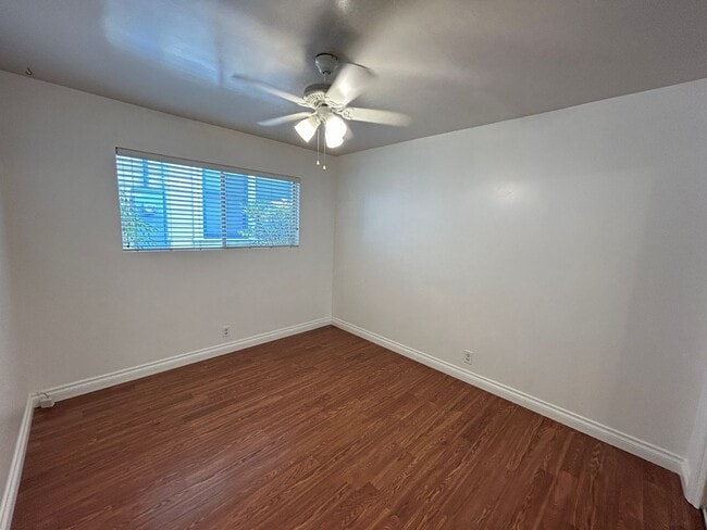 Building Photo - Adorable 2 Bed 1 Bath Duplex Unit in Orange Near Old Towne Orange