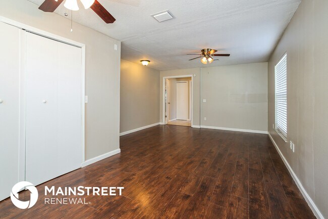 Building Photo - 2408 Denn John Ln