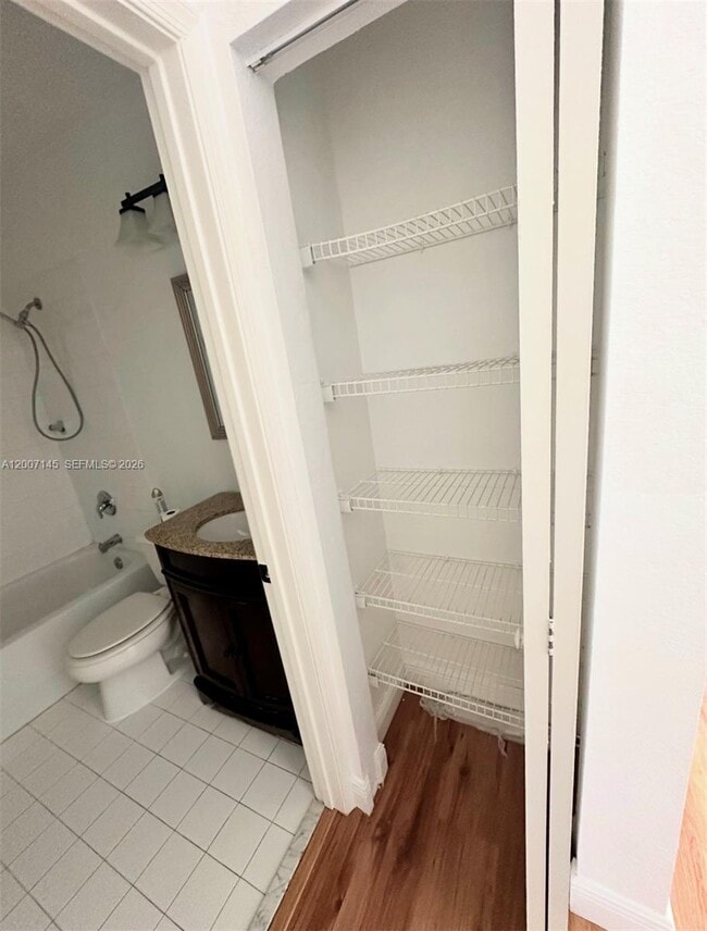 Building Photo - 2641 SW 83rd Ave