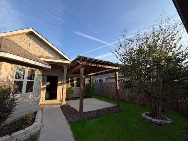 Building Photo - 918 Silo St